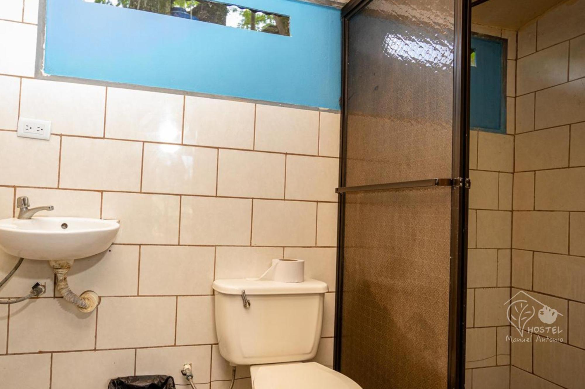 Manuel Antonio Hostel المظهر الخارجي الصورة