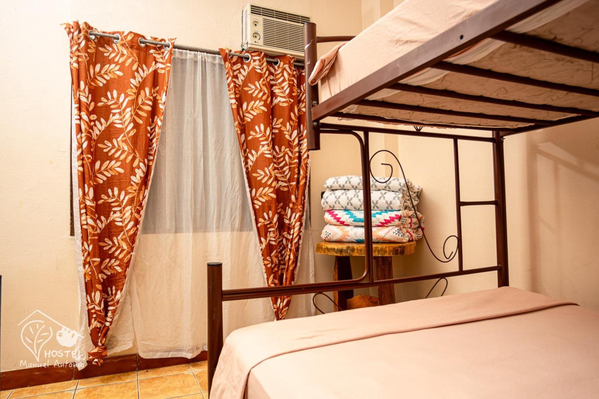 Manuel Antonio Hostel المظهر الخارجي الصورة